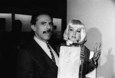 German-born American artist Peter Max American singer songwriter a- Old Photo