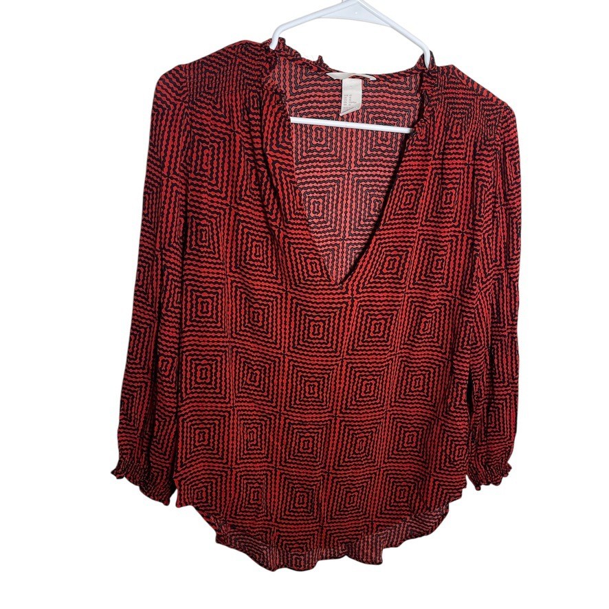 H&M Blouse Women's 12 Red Printed V-Neck 3/4 Sleeve Casual Career Shirt Top