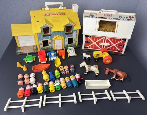 VTG Fisher Price 1969 House & 1967 Barn Play Sets With 37 Various Accessories