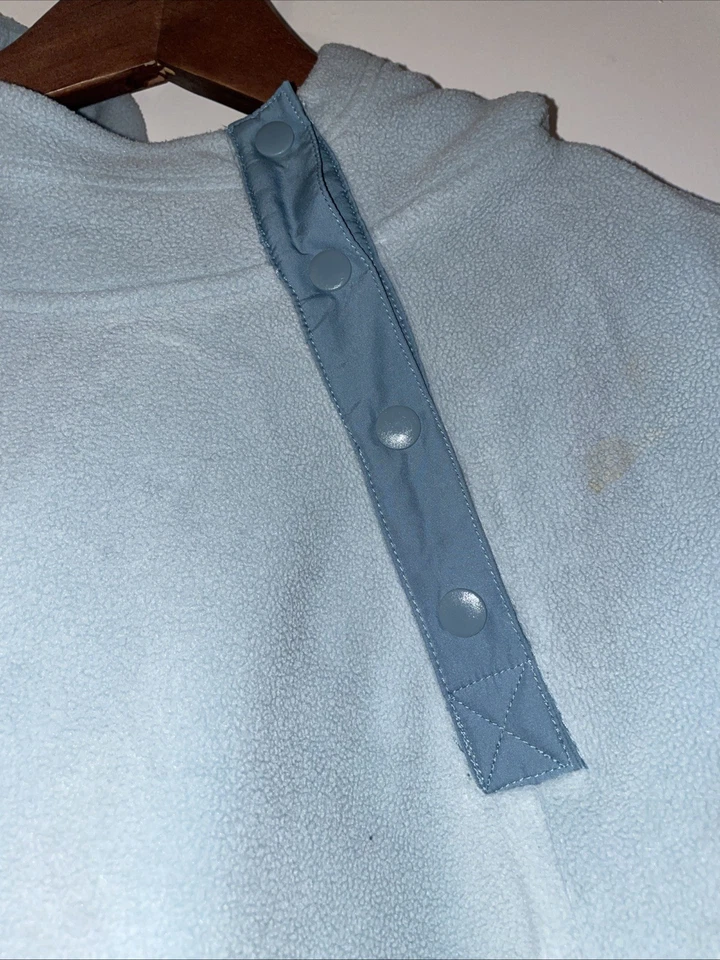 Hollister Women's Fleece Hoodie Size XS Jumper Pullover Long Sleeve Light Green - Image 2 of 4