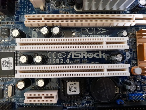 KIT CARTE MERE GIGABYTE K8NF4G SATA2 + SEMPRON 64 2800+ SOCKET 754 - Photo 3/6