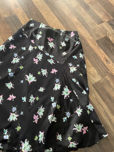 Maxi gonna donna Banana Republic Flounce Petite taglia 10 foderata nera floreale - Foto 6 di 8