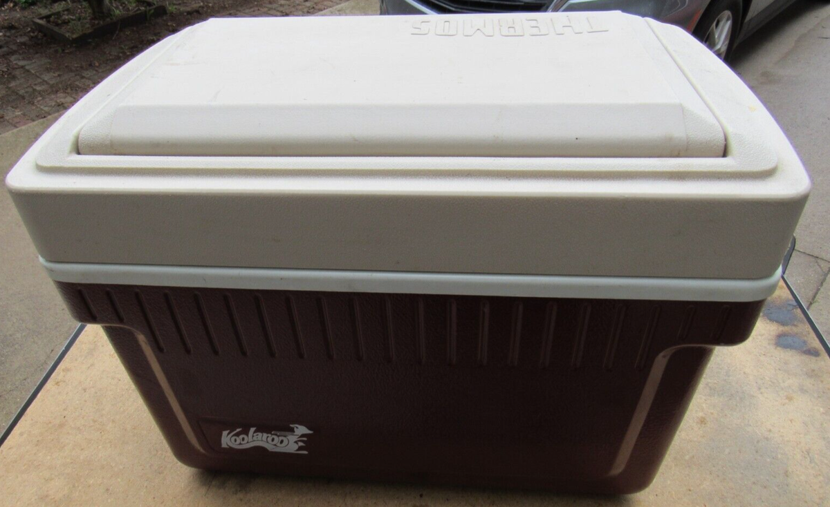 VTG Thermos Koolaroo Family Ice Chest Cooler Storage Pocket Box