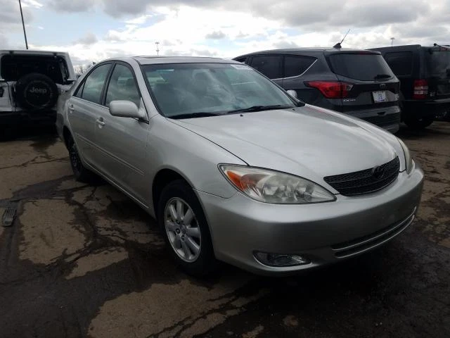 Used Lower Engine Oil Pan fits: 2003 Toyota Camry 2.4L 2AZFE engine lower Lower Foto 4 de 4