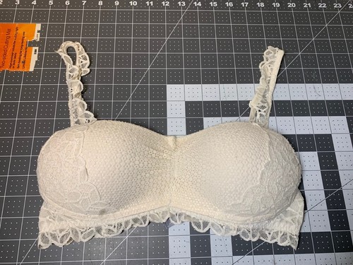 CLEARANCE! Aerie - Cream Color Lace Adjustable Balconette Bra - Size Medium
