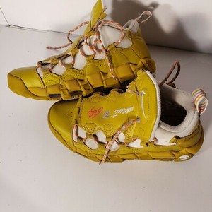 nike air more money dark citron