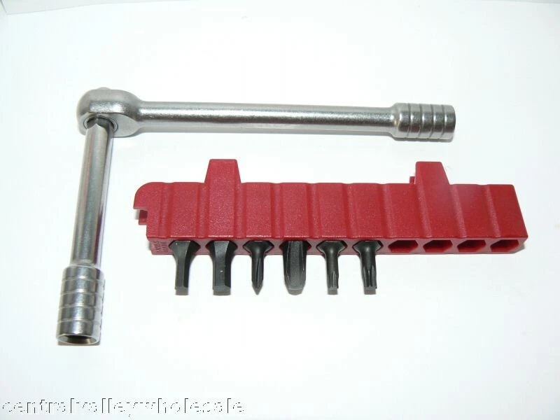 Victorinox Swiss Army RATCHET EXTENSION BIT HOLDER 6 BITS