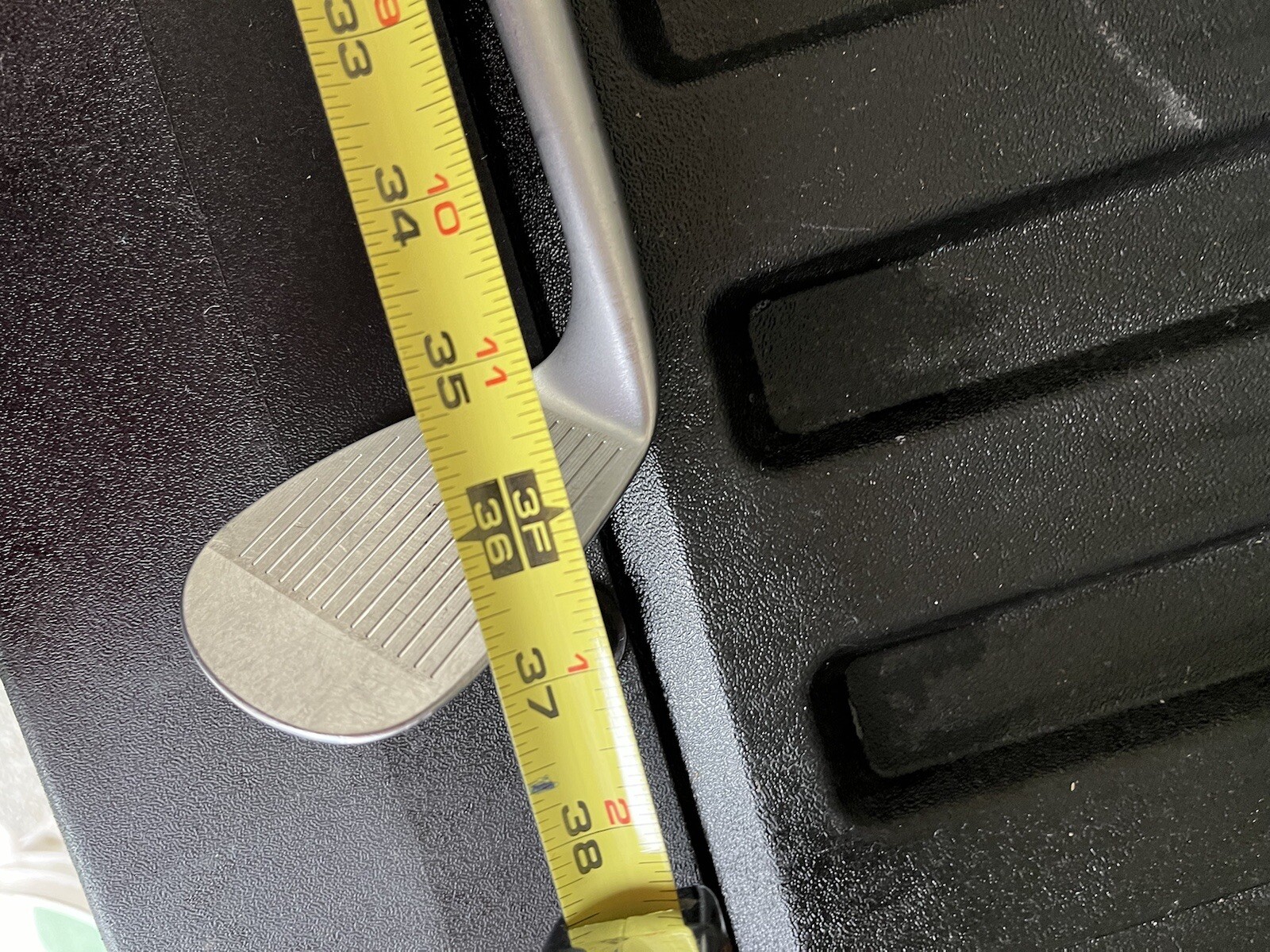Cleveland Golf Precision Forged Reg 588 Tour Zip Grooves ￼54&deg;/8  Wedge RH