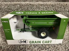 ERTL 1:32 J&M Manufacturing 875 Grain Cart Diecast! NEW! Green Hard To Find!