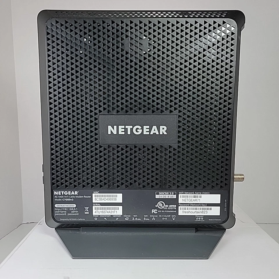 NETGEAR Nighthawk C7000 AC1900 Wi-Fi Cable Modem Router Up to 800 Mbps Black-B - Image 3 of 4