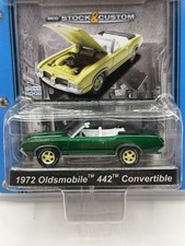 CHASE! Greenlight Garage 1972 Oldsmobile Cutlass 442 GREEN MACHINE!
