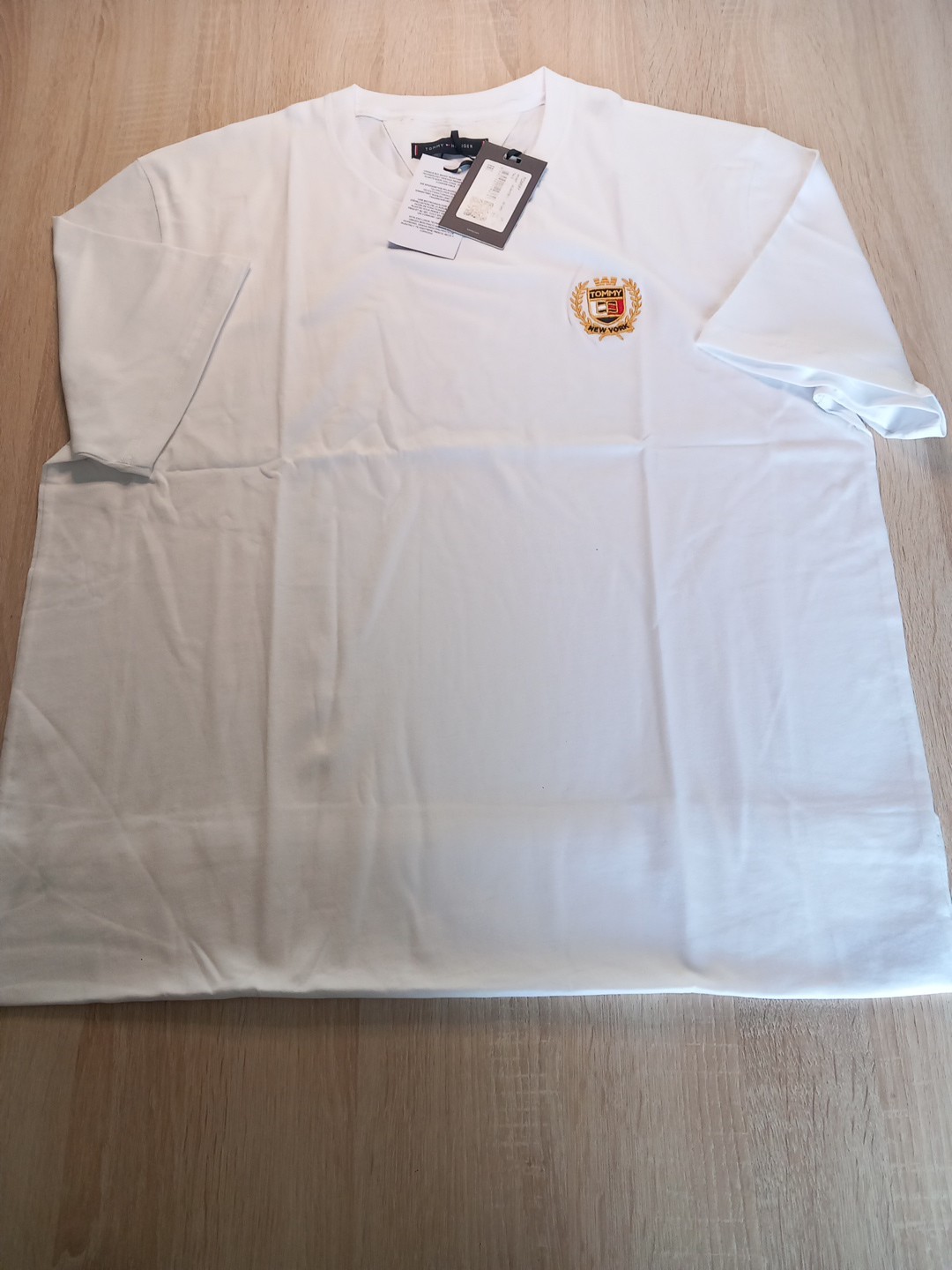 Tommy Hilfiger Men's T-Shirt thumbnail 6