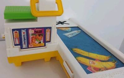 1988 Fisher Fun With Food Conveyor Belt Grocery Cash Register