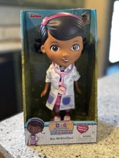 Disney Junior Doc McStuffins My Friend Doctor Check Up 9” Doll-Brand New