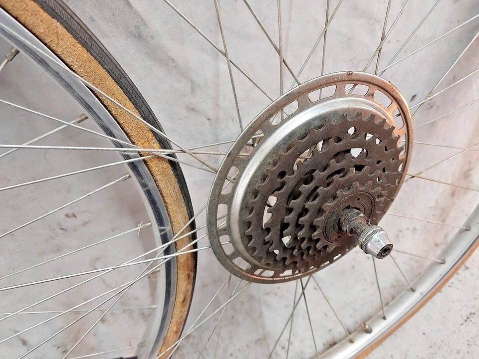 Shimano DuraAce 27" Road Bike WheelSet 126/100 Freewheel QR High Flange 36S Cafe - Image 4 of 4