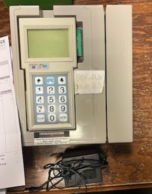 Vingard key programmer 2100 series, with components, cables, and keys...