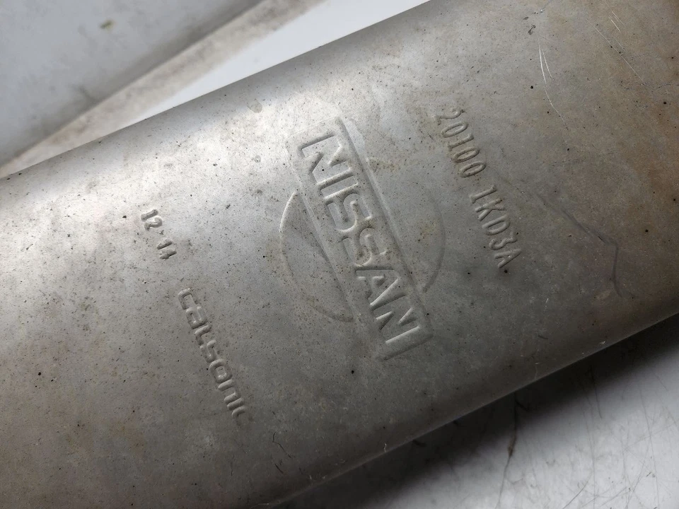 Глушитель в сборе основной выхлопной системы 2013-2017 Nissan Juke от оригинального производителя 20100-1kd6e - Изображение 2 из 4