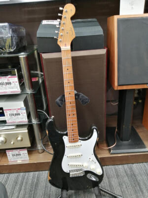 FENDER AMERICAN VINTAGE STRAT 57 Electric Guitar | eBay