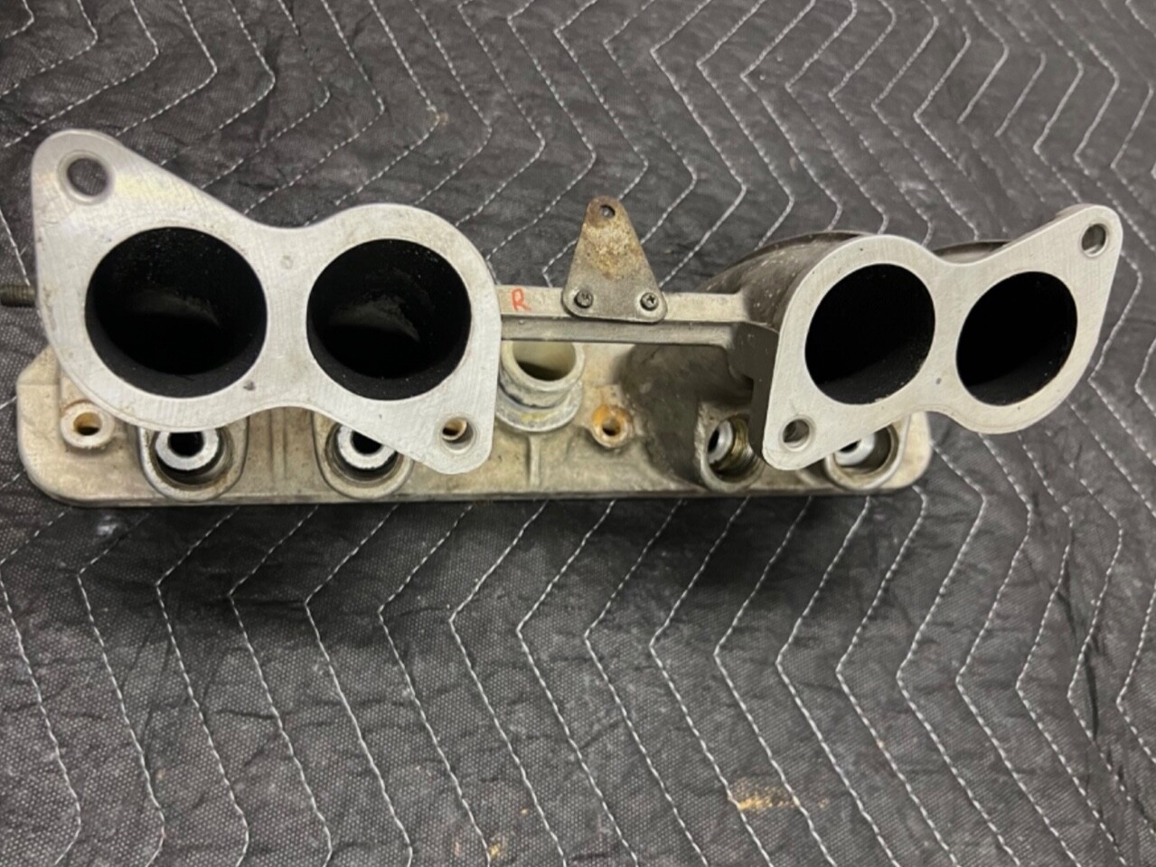ferrari 308 intake plenum tube tubes RH right side 113604 mondial
