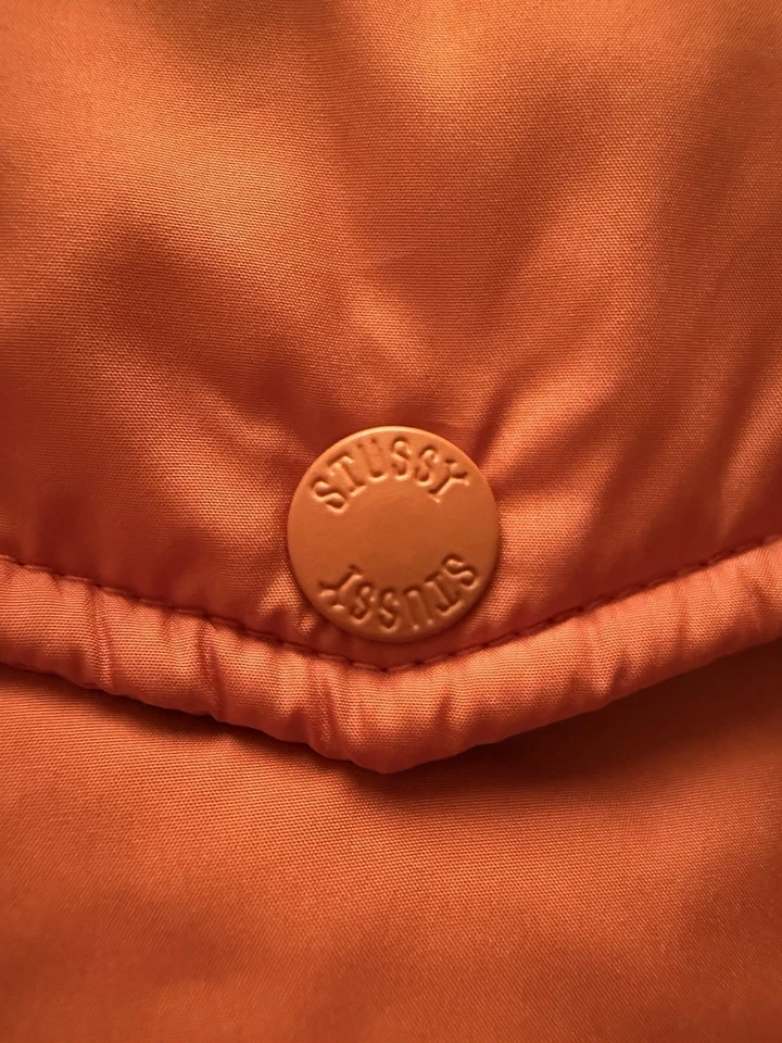 Stussy Bubble Puffer 背心,尺寸 M — 第 4/4 张图片
