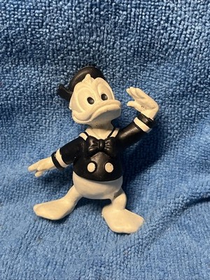 Vintage Disney Bullyland Donald Duck Black & White Figures Vintage 1986