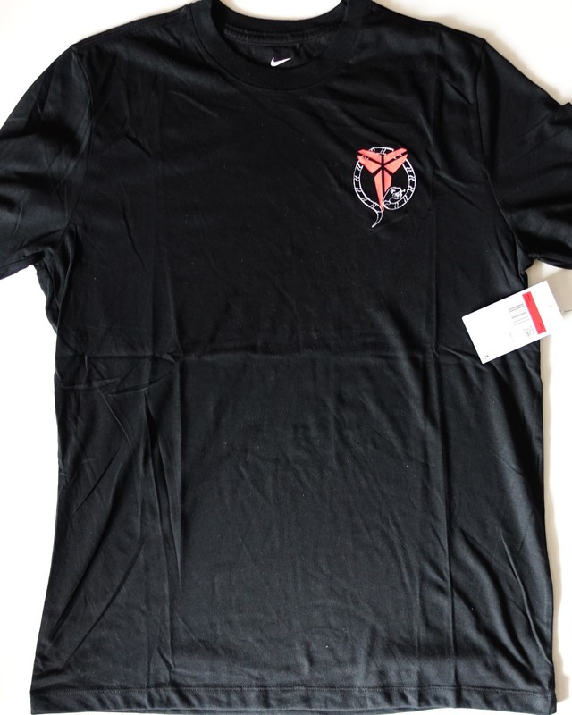 Nike Kobe Black Mamba Mentality Black T-Shirt HV5150-010 Men's Size L NWT