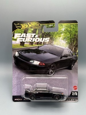 Hot Wheels Premium Nissan Skyline GT-R R32 Black Fast and Furious Real Rider