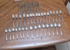 Oneida Julliard 18/10 Glossy Flatware Sold by the piece