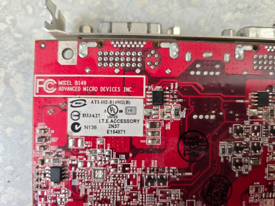 ATI FireGL 102B1490301 V3600 256MB PCIE 256M Workstation Video Card - Image 3 of 4