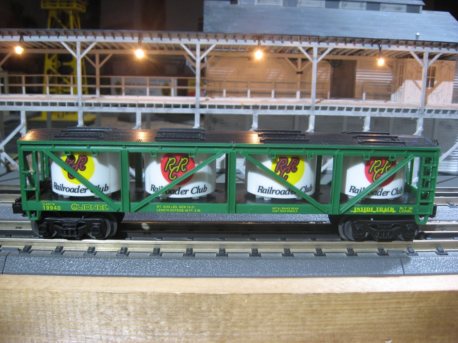 Lionel 6-19940 1996 Inside Track Vat Car * BUY IT NOW LISTING *