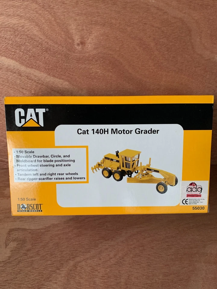 Norscot Cat 140H Motor Grader - scale 1:50, 55030 - Immagine 3 di 4