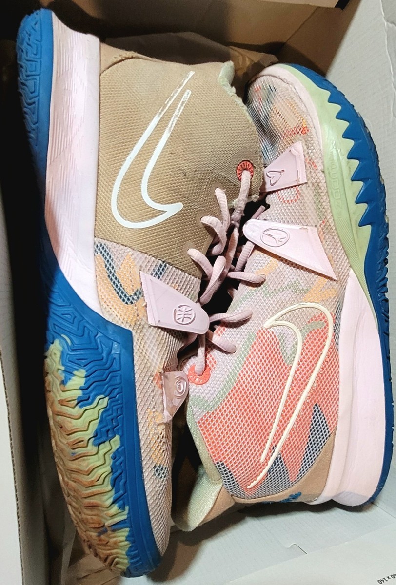 シューズ(女性用) KYRIE 7 GS '1 WORLD 1 PEOPLE REGAL PINK' $_12.JPG?set_id=880000500F