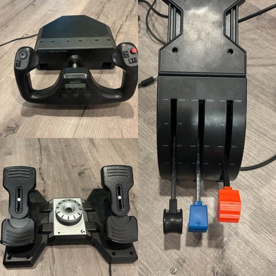 Flight Simulator Control Set   Yoke, Throttle Quadrant & Rudder Pedals