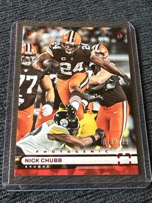 Nick Chubb 2022 Panini Chronicles #PH-6 Photogenic Red 018/199 Cleveland Browns