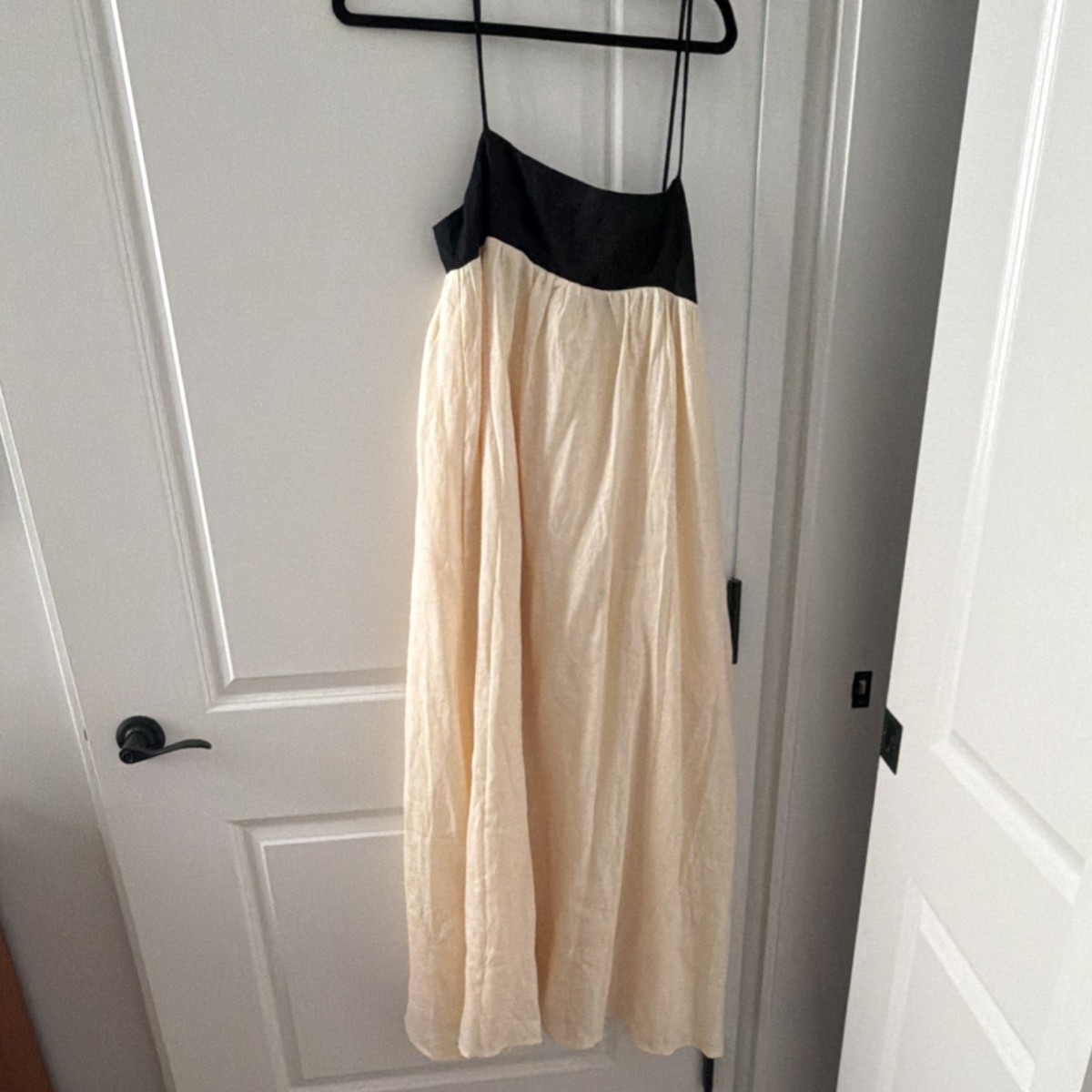 elena buttermilk linen maxi dress elena sleeveless maxi dress ELENA BUTTERMILK LINEN MAXI DRESS DISSH