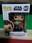 Funko Pop! Vinyl: Star Wars - The Mandalorian with Grogu #461