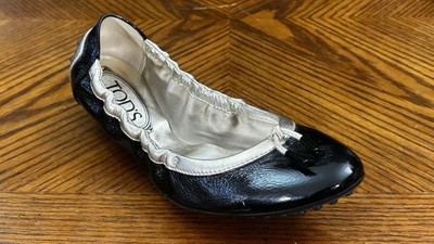 Tod's Black and Gold Leather Dee Ballet Flats Size 38 New Without Box