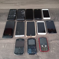 Lot of 13 Phones Untested / For Parts Blackberry Samsung LG Apple