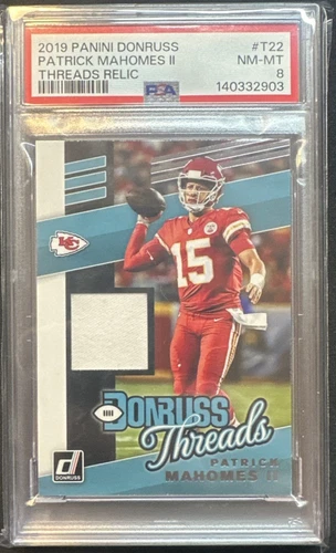 2019 Patrick Mahomes II Panini Donruss Threads Relic #T-22 PSA 8 Chiefs MEM