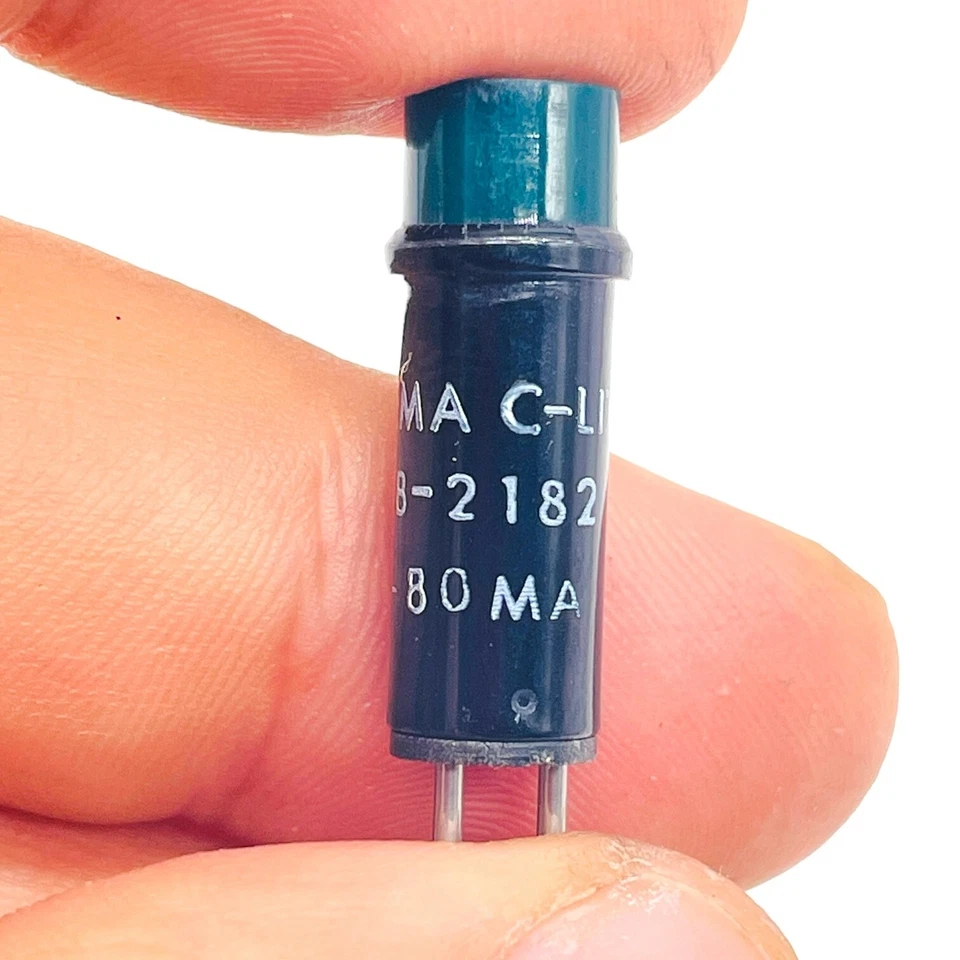 12 шт. различных индикаторных картриджных ламп, Eldema и Littelfuse - Изображение 4 из 4