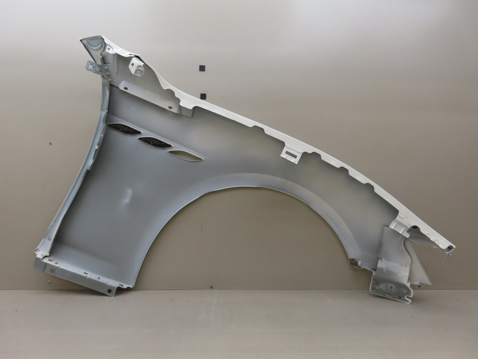 2014-2020 MASERATI GHIBLI S Q4 FRONT LEFT DRIVER SIDE FENDER PANEL OEM