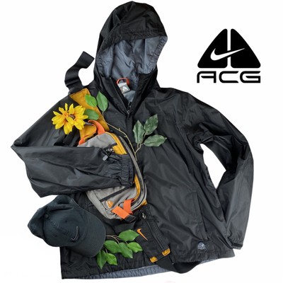 acg zip up hoodie