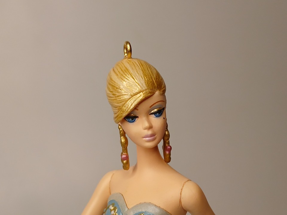 Tribute Barbie Doll Barbie Hallmark Ornament 10 Year Anniversary 2011 tribute-barbie-doll-barbie-hallmark-ornament-10-year-anniversary-2011