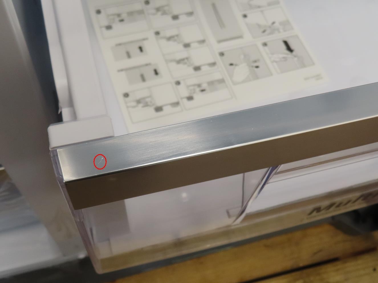 Bosch 300 Series B20CS30SNS 36" Side by Side Water Dispenser