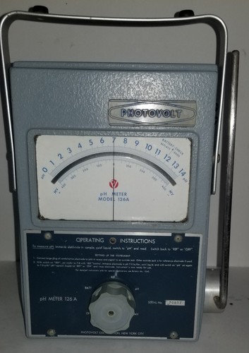 VINTAGE PHOTOVOLT PH METER 1126 A-UNTESTED- PARTS ONLY