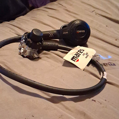 Mares Abyss Scuba Regulator Set w/ Hose, First & Second Stage