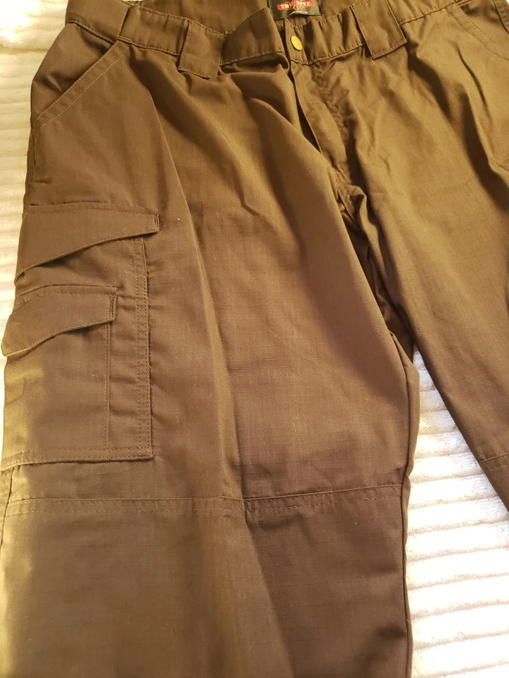Tru-Spec Women's Tactical 65/35 Poly/Cotton Rip-Stop Pants US 22 Drk Brown  - Image 4 of 4