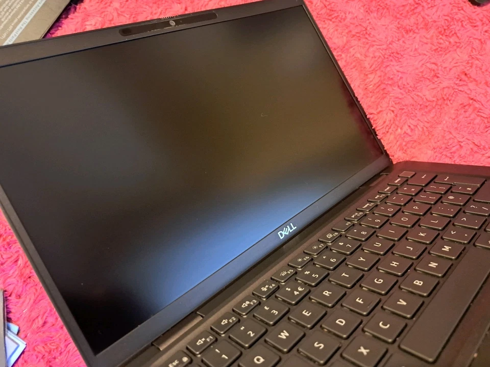 Dell Latitude 7320 · i5-1145G7 · 8GB · 240GB, photo 3 of 5