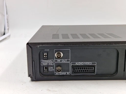 Sharp VC-A40G Videorekorder - Ungeprüft, Stromversorgungseinheit An/Aus, Zeichen - Bild 4 von 4