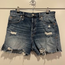 We The Free Free People Distressed Denim Shorts Blue Size 27 High Rise Cut Off